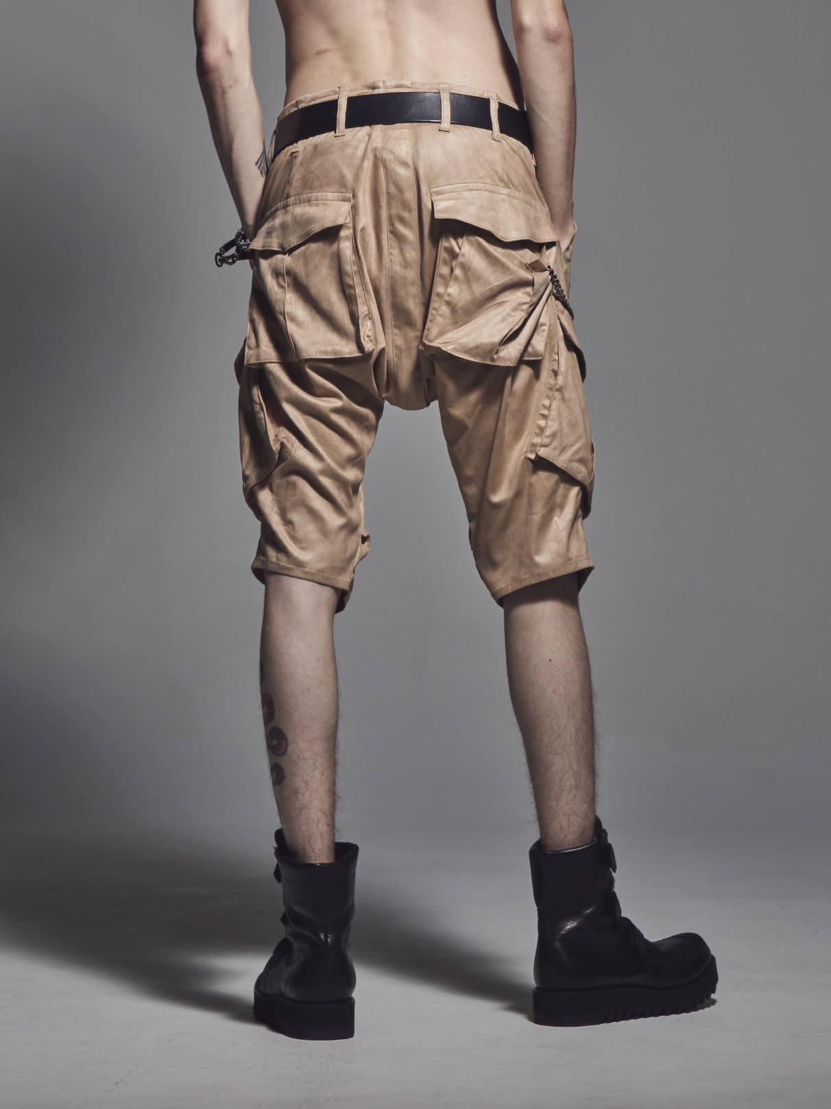 Kiryuyrik コーティングスエードタッチ サルエルカーゴパンツ Beige Bryan
